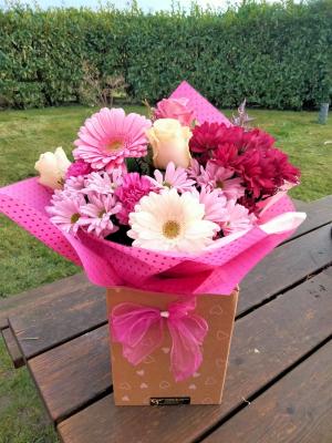 Sweetheart Hand-tied